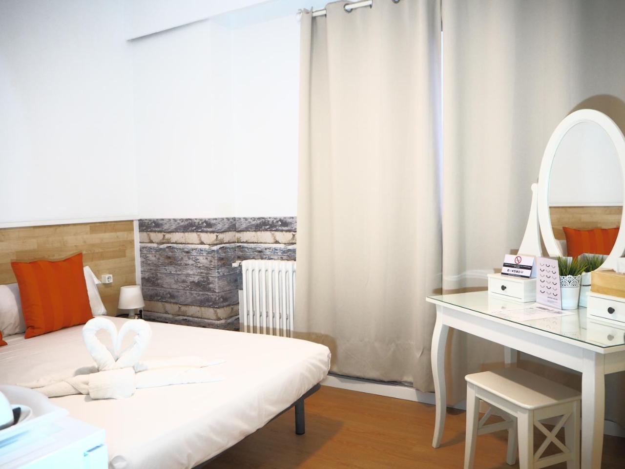 Valencia Suits You: Adults-Only Centro Historico with Auto Check-In Exterior photo